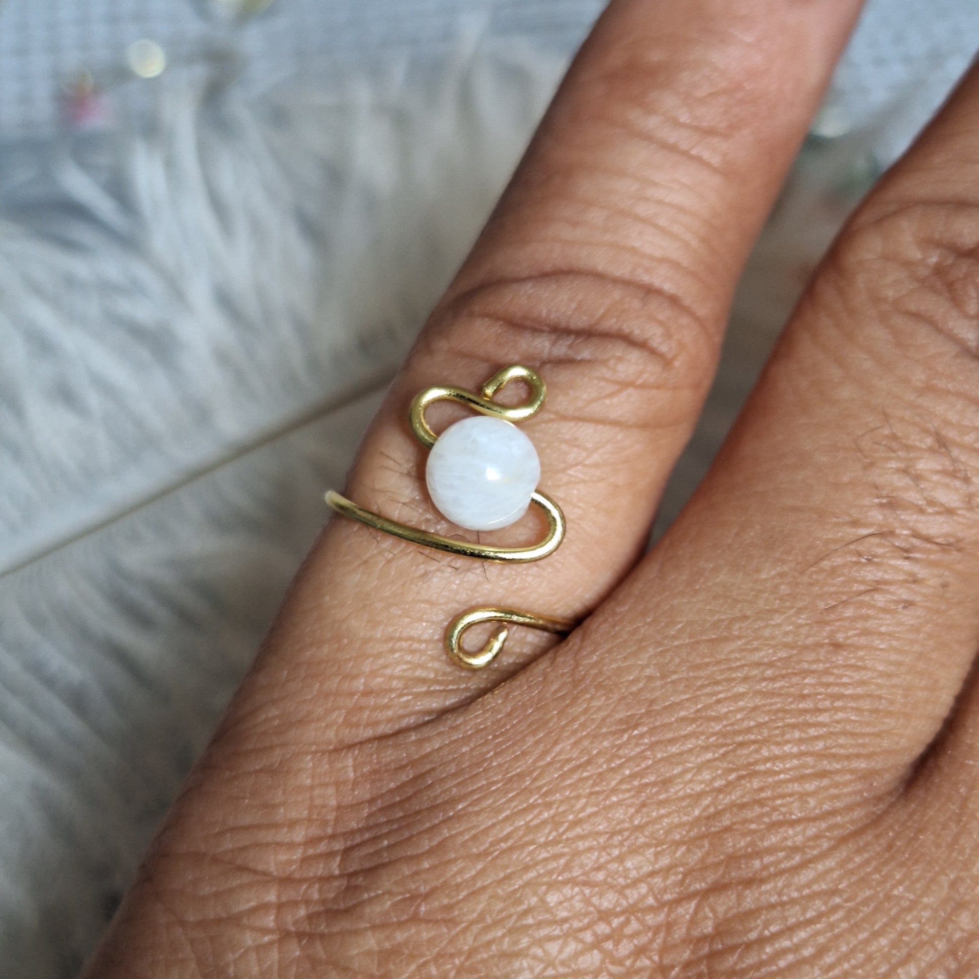Anillo Moonstone
