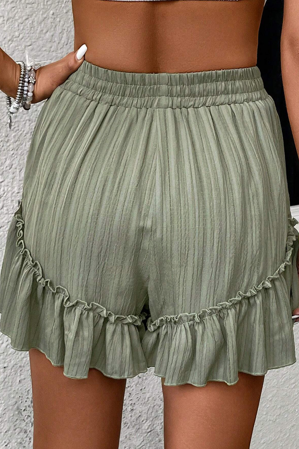 Esencia Laurel Shorts