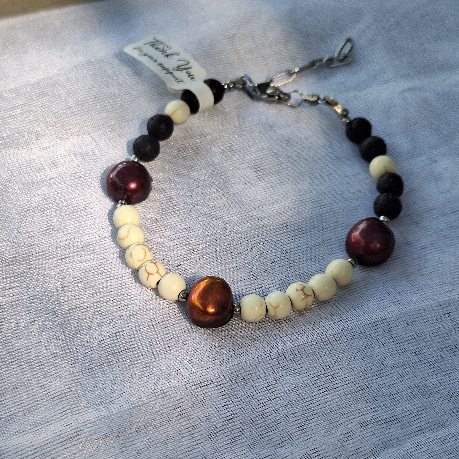 Howlite /Piedra Volcanica