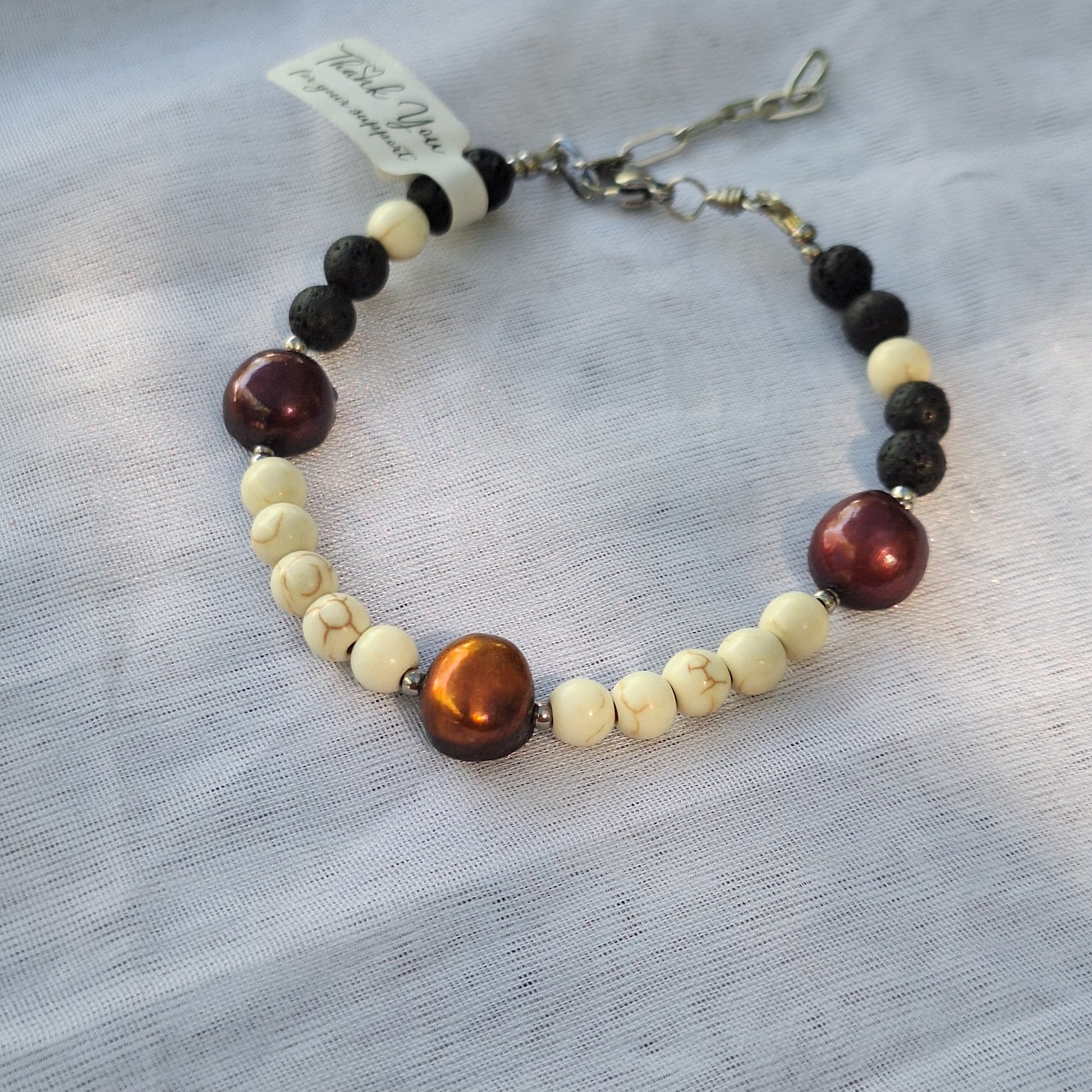 Howlite /Piedra Volcanica